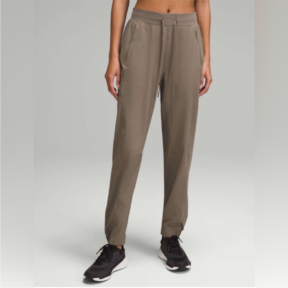 Lululemon License to Train High Rise Jogger